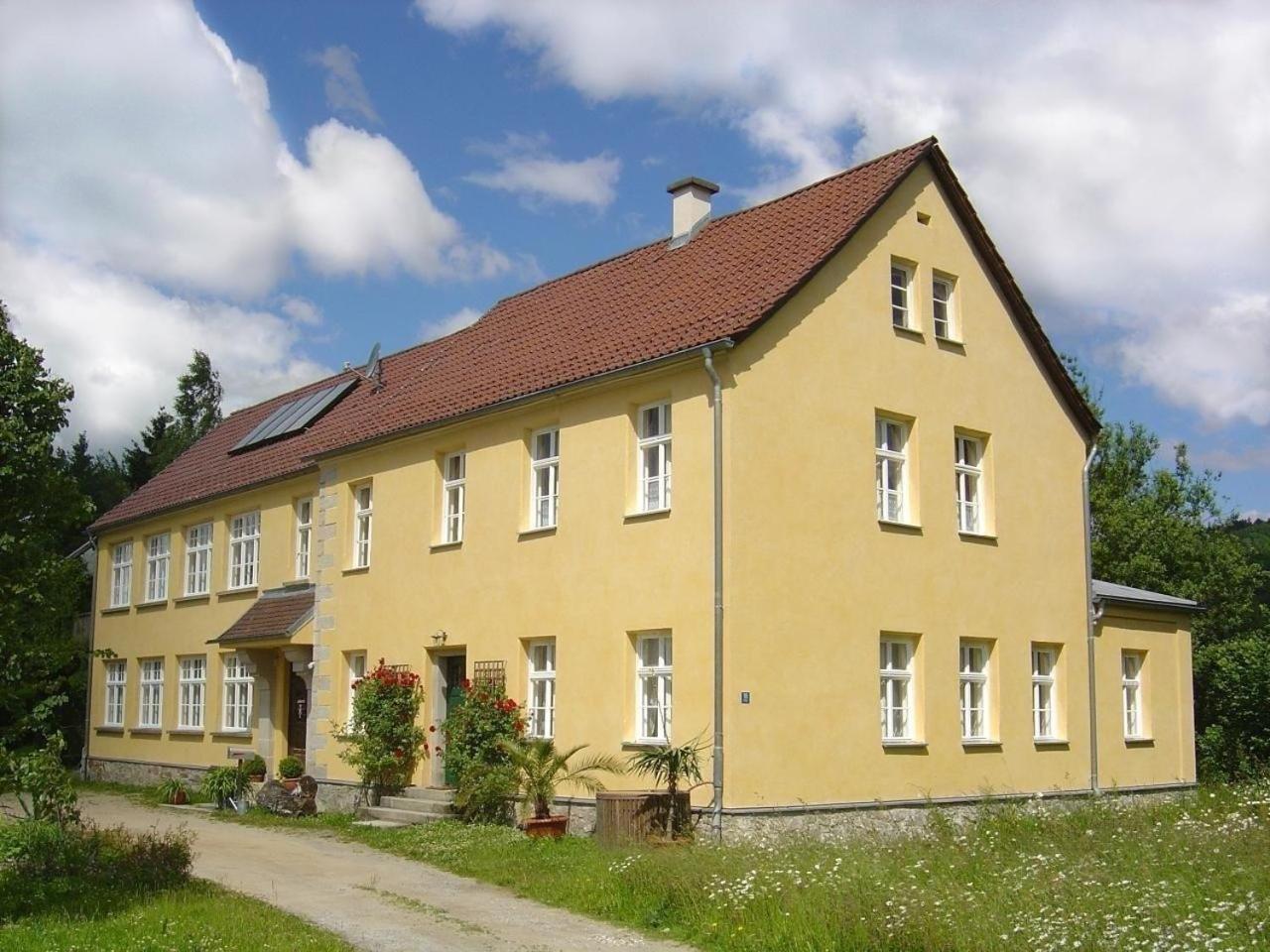 Ferienwohnung Altes Schulhaus In Leithen - Bernried Exterior photo